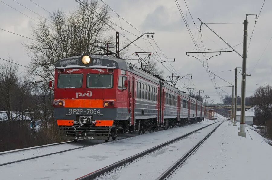 Электричка морозки лобня сегодня. Электропоезд эд4м. Электричка до можайска с белорусского вокзала остановки. Электричка морозки лобня сегодня. Эд4м-489.