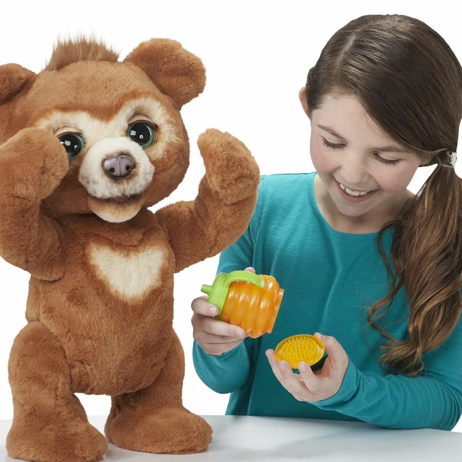 Есть живые игрушки. Мишка Hasbro FURREAL. Игрушка FURREAL friends русский мишка. Hasbro медведь FURREAL. Интерактивная игрушка Hasbro FURREAL friends русский мишка.