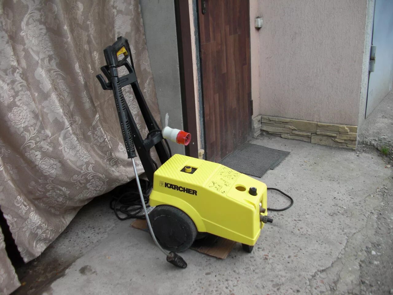 Подключение керхера. Karcher 380в. Мойка Karcher 380 вольт. Керхер на 380 h 1 690. Karcher professional 380 вольт.