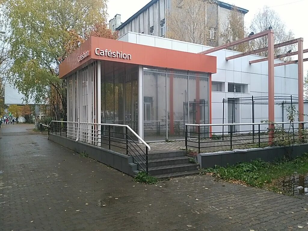 Кафе блинчики во владимире. Республика коми сыктывкар коммунистическая ул 46. Стерлитамак ул коммунистическая 43. Ресторан лиски. Стерлитамак, ул.