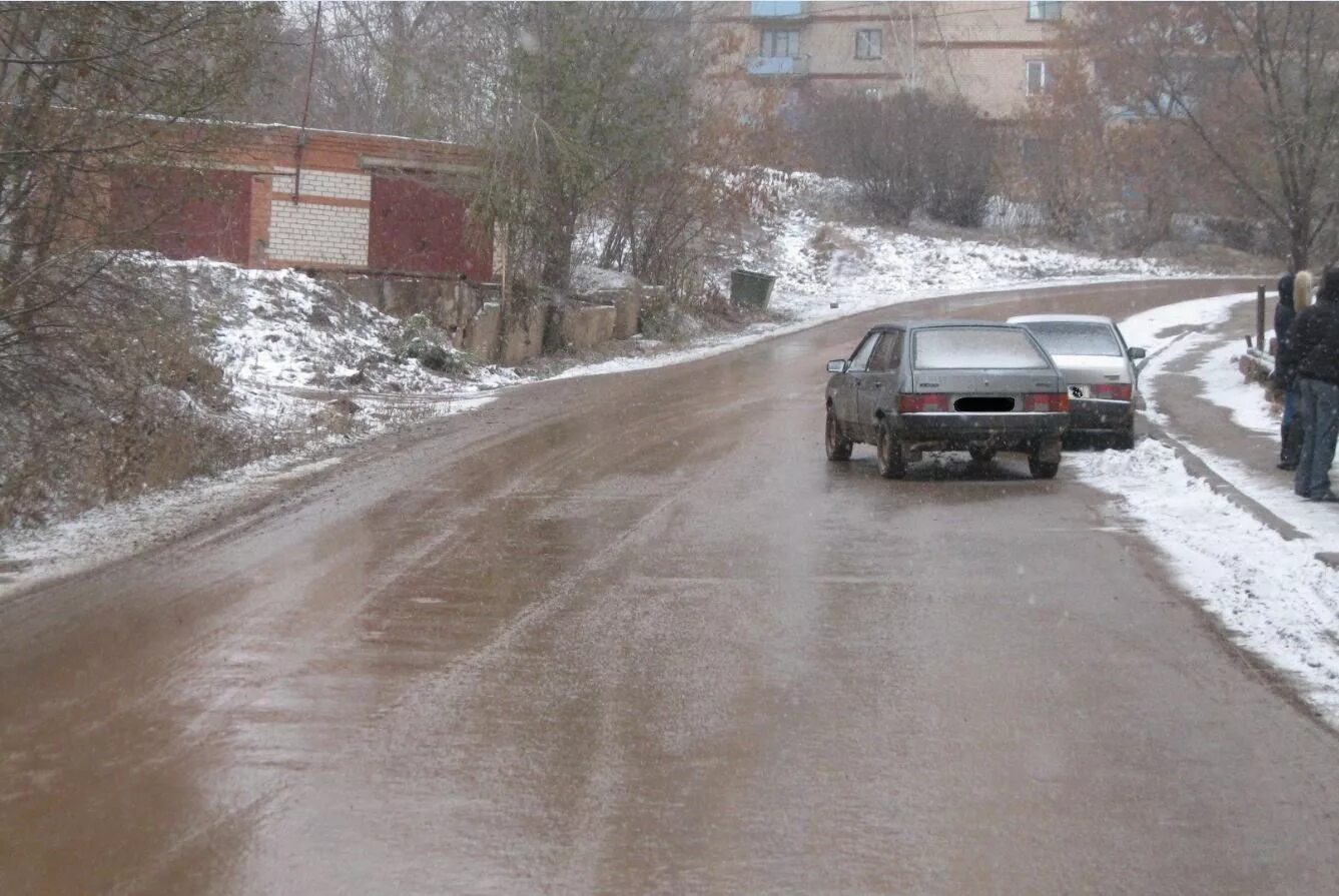 Полицейская машина Бугуруслан. Бугуруслан пешеход зимой. Погода в Бугуруслане. РП Бугуруслан. Погода в бугуруслане по часам
