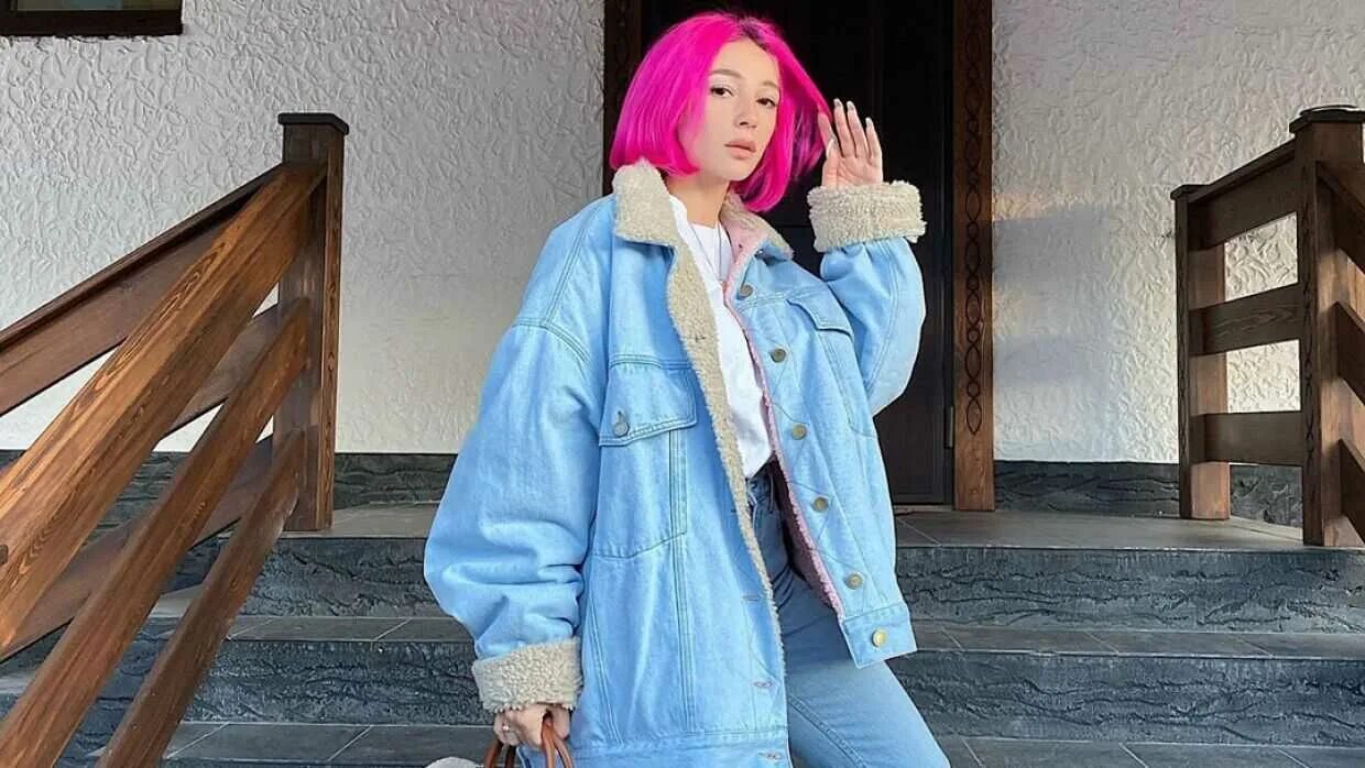 Настя ивлеева. Поцелуй насти ивлеевой. Ивлева и элджей. Анастасия ивлеева 2021. Настя ивлеева 2022.