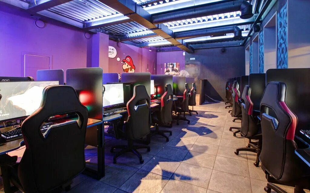 Проектирование интернет кафе. Интерьер интернет кафе. Школьники в интернет кафе. Компьютерные игровые залы. Интернет кафе бизнес.