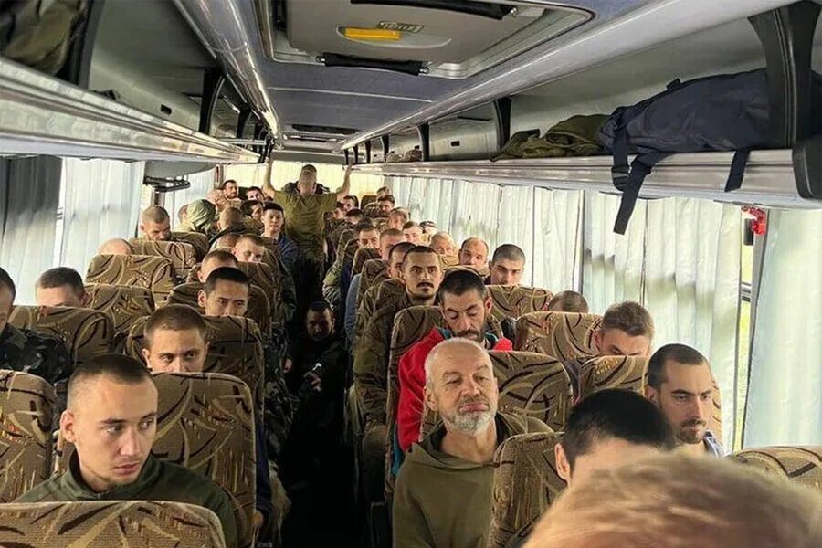 Украинские солдаты в плену. Обмен пленными 17 июля. Поддубный военкор. Обмен пленными. Обмен пленными 17 июля.