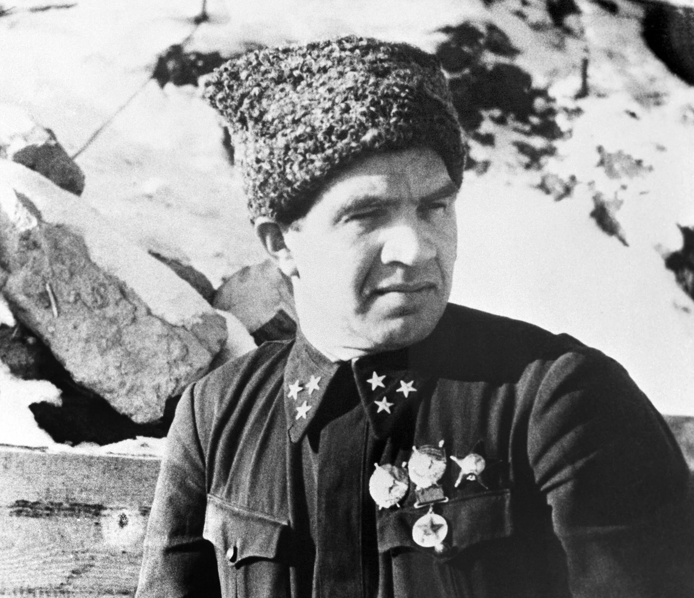 Чуйков василий иванович 1900-1982 гг. Чуйков василий иванович. Чуйков василий иванович сталинградская битва. Маршал чуйков василий иванович. Чуйков василий иванович.