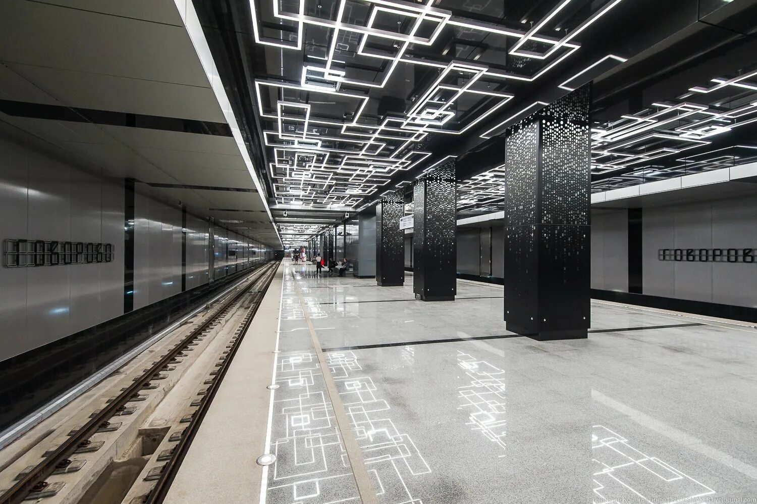 Новопеределкино (станция метро). Станция метро новаторская бкл. Новопеределкино (станция метро). Станция метро хорошёво москва. Станция окская.