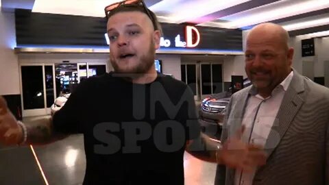 Pawn Stars' -- Mayweather Loss Would Be HUGE For Vegas.