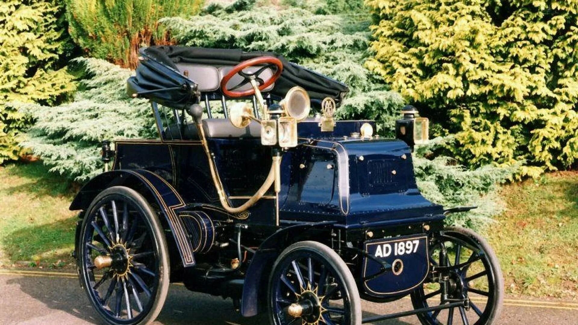 Первый автомобиль количество. Даймлер 1897. Mercedes Benz 1897. Бенц Моторваген 1894.