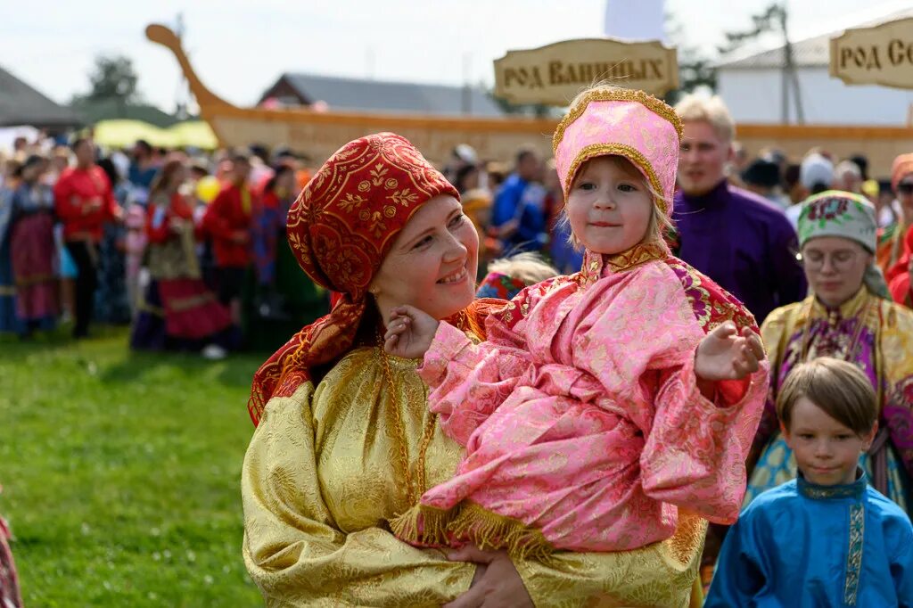 Погода в усть цилемском на неделю. Усть-Цильма Коми. Праздник горка в Усть-Цильме. Усть цыль. Село Усть-Цильма.