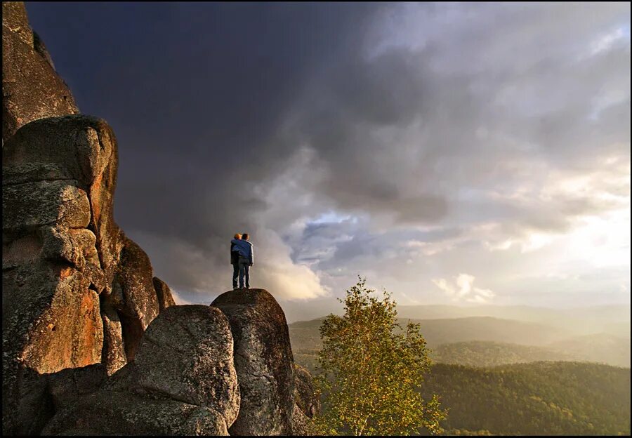 Тогда на край света. Край земли. Пейзаж край света. Путь на край света.