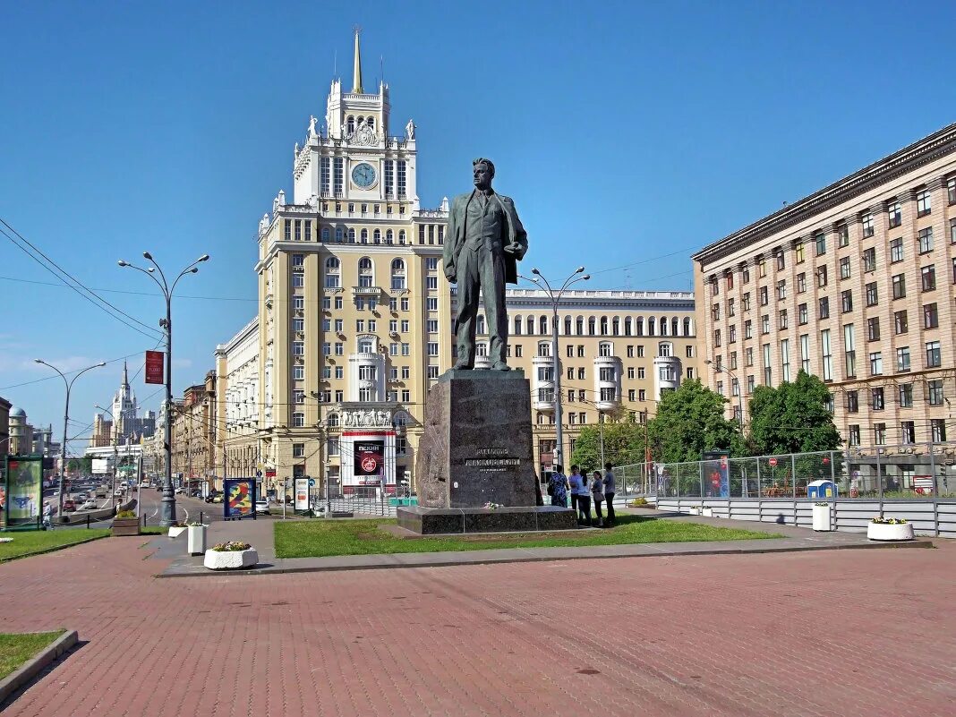 Площадь маяковского или триумфальная площадь. Триумфальная площадь 1 стр 1. Москомархитектура триумфальная площадь. Памятник маяковскому в москве на триумфальной площади. Москва триумфальная площадь , д.