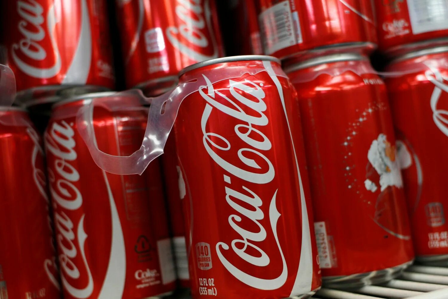 Кока кола 330 мл. Coca-cola classic, 0. Кола жб 0. Кока-кола жб 0. Кола з.