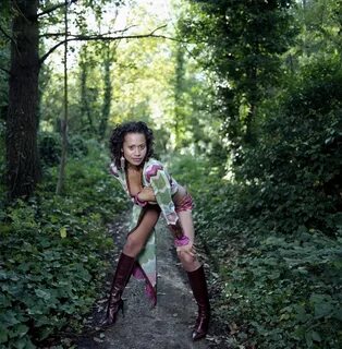 Picture of Angel Coulby. 