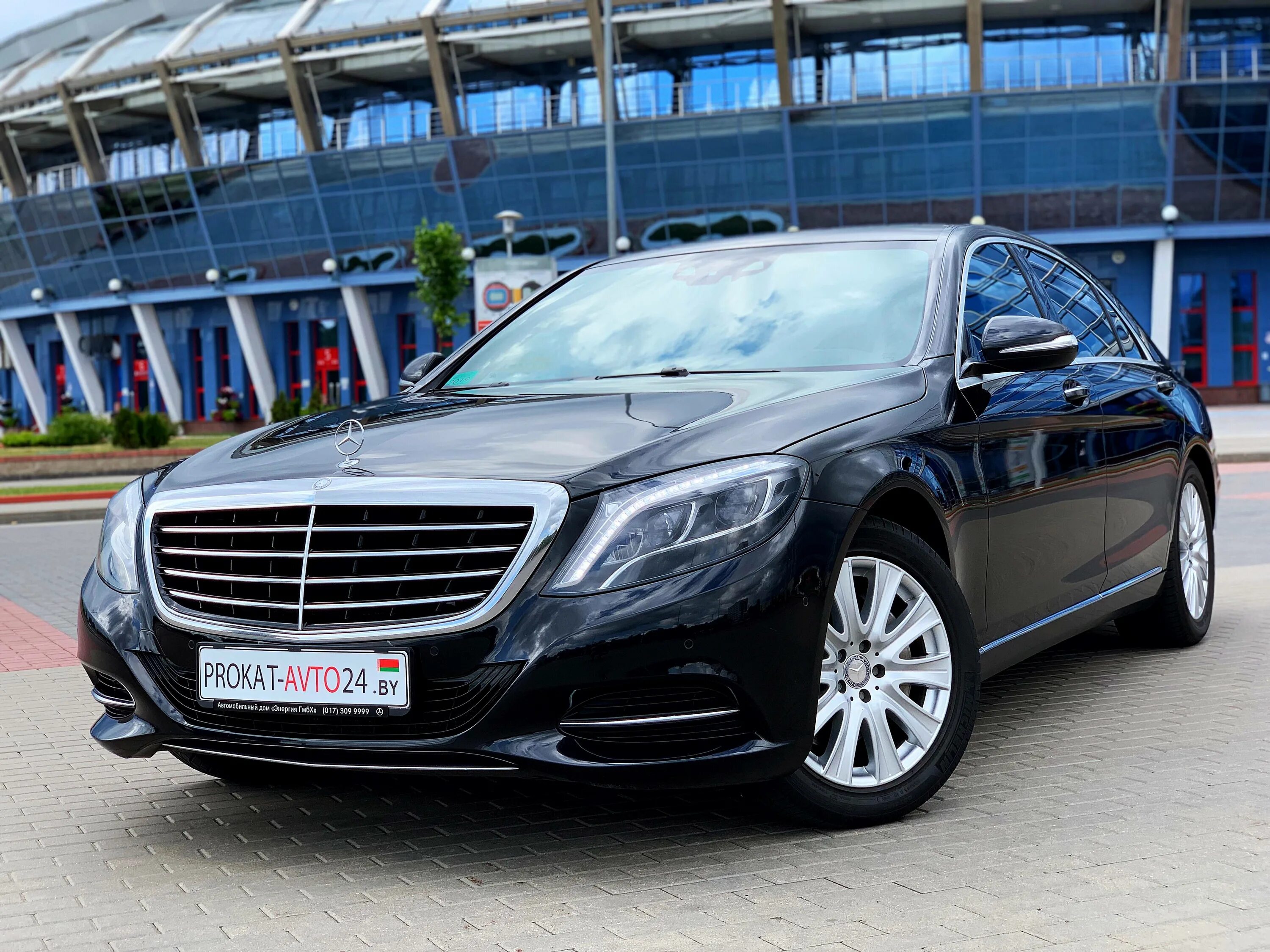 Мерседес 222 Лонг. Представительский класс Мерседес s222. Mercedes s class w222. Мерседес бизнес 222s.