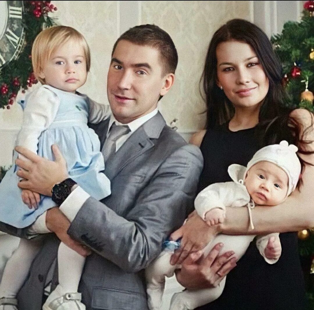 Семейные фотосессии в питере. Награждение многодетных семей. Многодетная семья петербург. Винник олег и марианна. Мероприятия в санкт-петербурге сегодня.