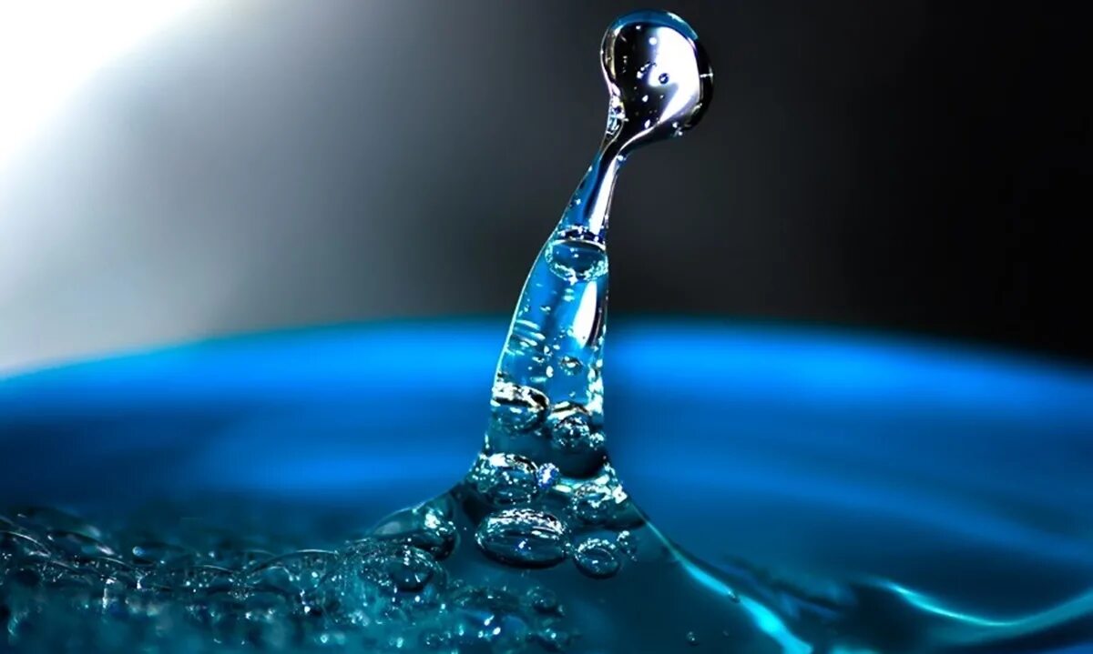 Вода насыщенная серебром. Вода. Целебная вода. Ионизированная вода. Серебряная вода.