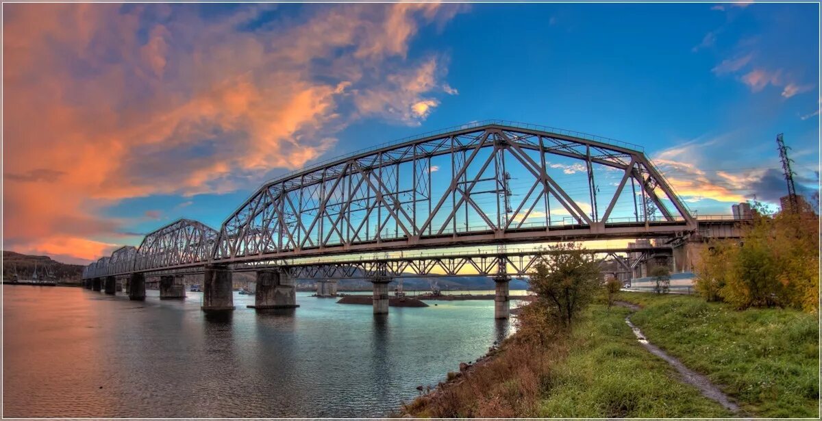 железный город красноярск. центр красноярска с высоты птичьего полета. железнодорожный мост красноярск. железный город красноярск. вокзала станции красноярск-пассажирский.