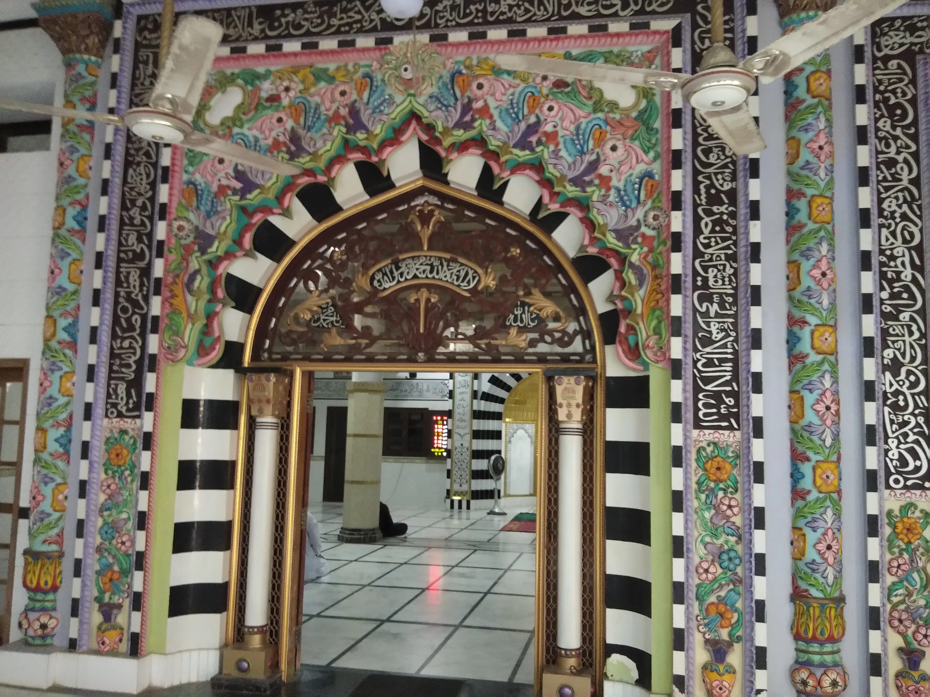 Ворота мечети. Ворота мечети. Арочная ворота мечети. Мечеть яккасарай ташкент. Масджид ташкент.