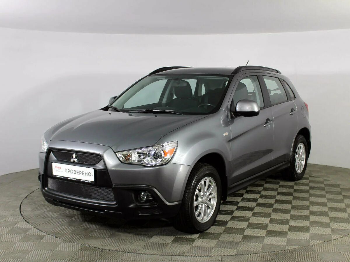 Mitsubishi asx 2011