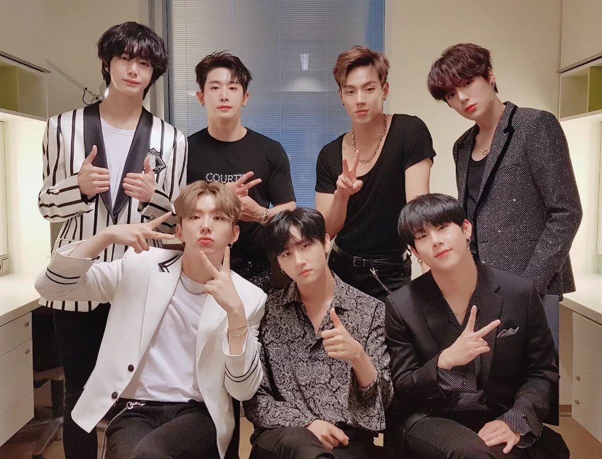 Включи монстр икс. Группа MONSTA X. Группа MONSTA X 2021. Монста х 2022. Группа MONSTA X 2019.