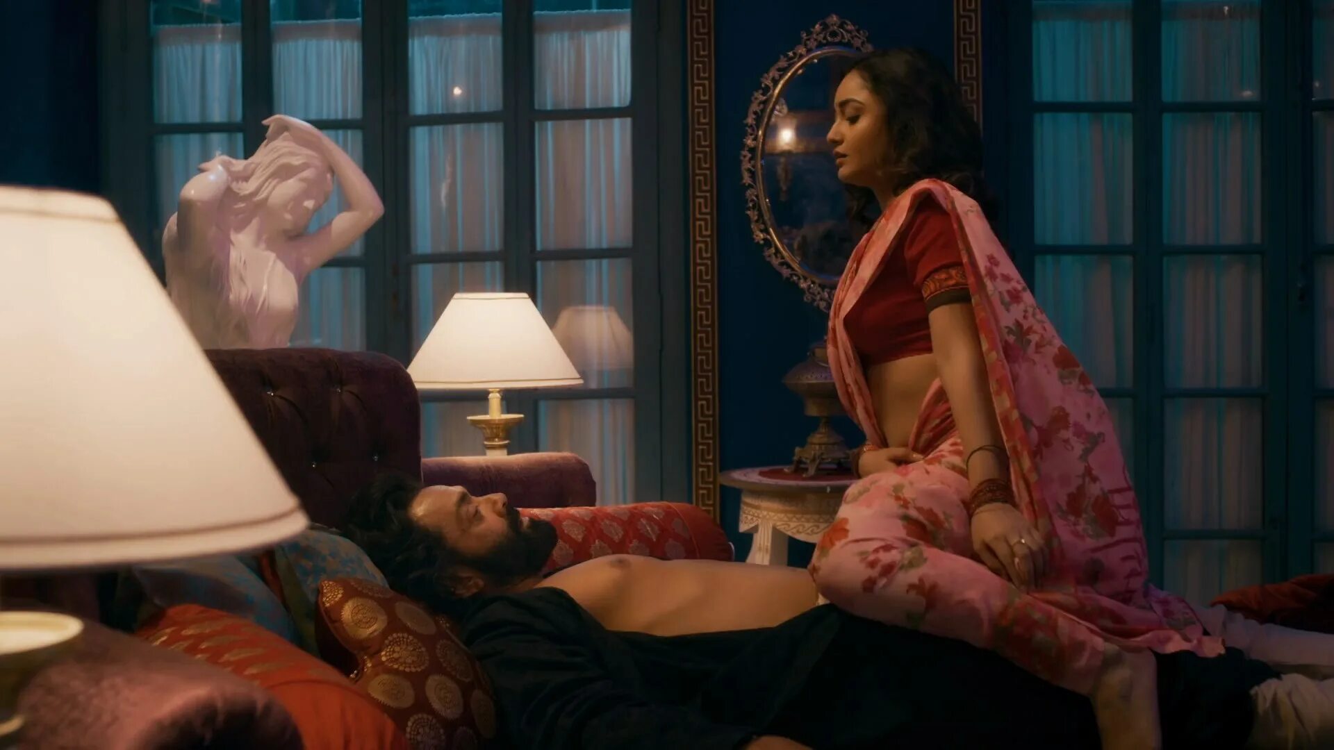 Indian hot series. Aashram s01e09 (2020. Tridha Choudhury hot 2020. Aashram 2020.