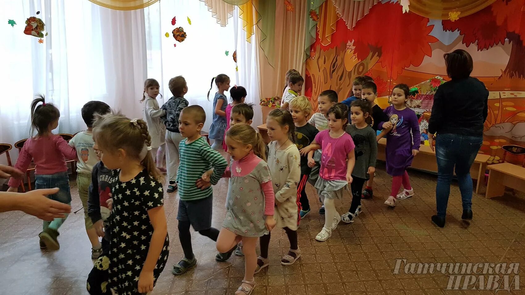 Детский сад 43 гатчина. Детский сад 13 гатчина. Детский сад гатчина. Гатчина детский сад 11. 26 сад гатчина.