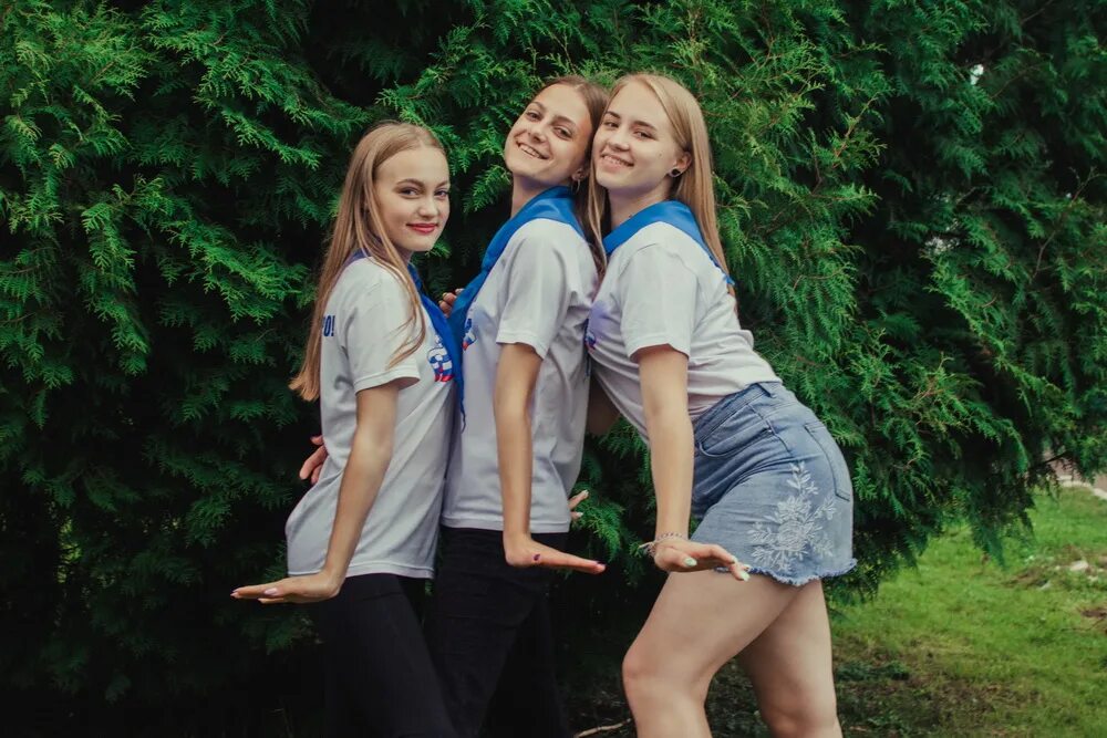 самая красивая вожатая. вожатые в лагере. вожатые частное. вожатые в лагере. вожатые девочки.