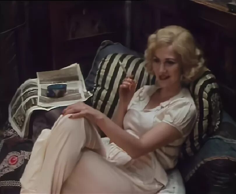 «Мисс Марпл: тело в библиотеке» (1984). Debbie Arnold.