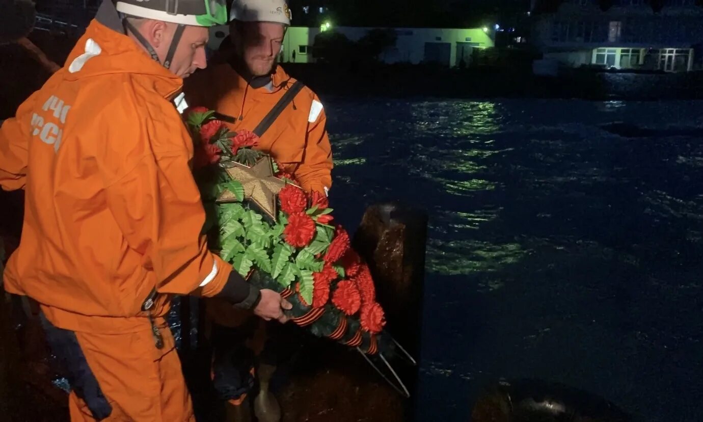 Сочи зажгли огонь. Олимпийской огонь в сочи 2014 третьяк и роднина. Сочи зажгли огонь. Олимпийской огонь в сочи 2014 третьяк и роднина. Владислав третьяк олимпийский огонь.