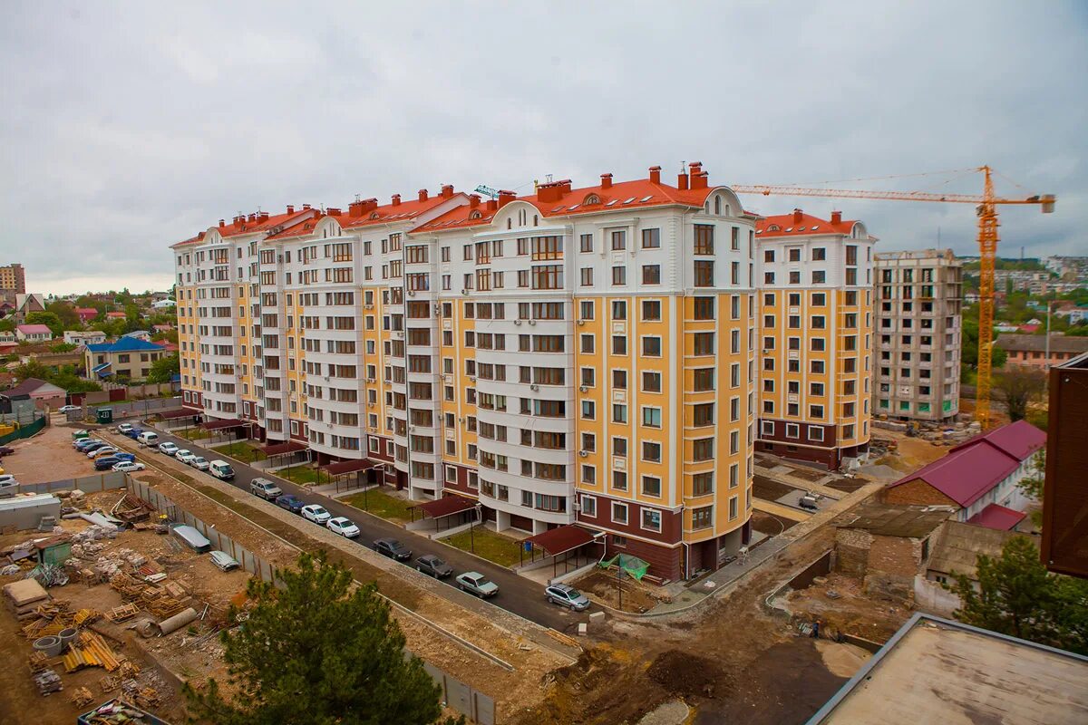 Застройка симферополь. Жк таврический симферополь. жк симферополя новостройки. монолитно кирпичный дом. монолит застройщик крым.