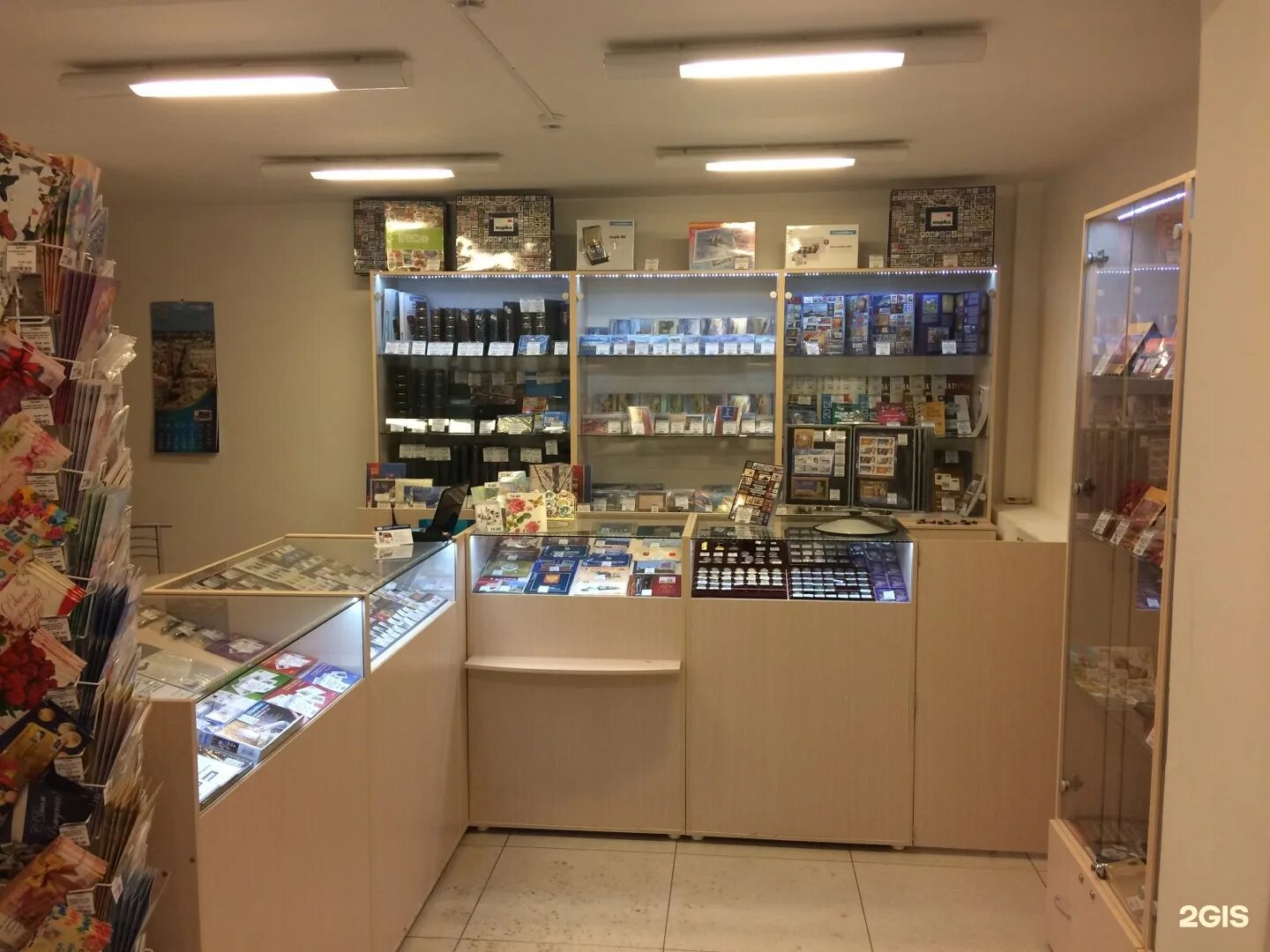 Коллекции антиквариата. Коллекционер москва. Что коллекционируют коллекционеры. Коллекционер москва. Уголок коллекционера москва.