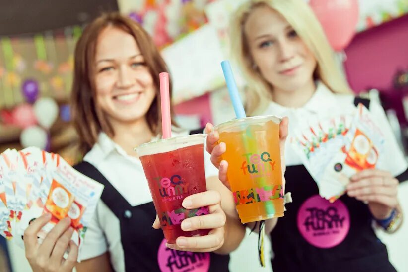 6 бабл ти. Тиффани бабл ти. кафе &quot;tea funny&quot;. bubble tea кафе. напиток бабл ти.