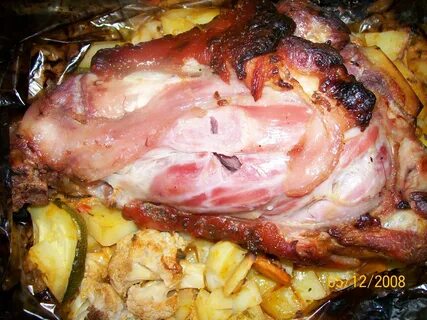 Рецепт вкусной рульки в рукаве