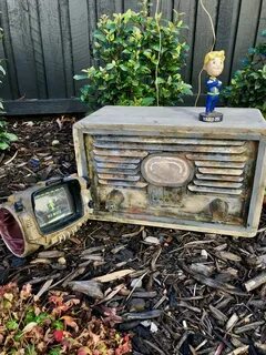 Fallout radio