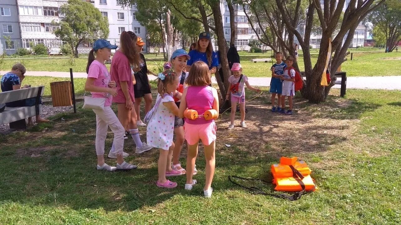 Атмосфера детства. Атмосфера детства 2000 площадка. Умка продлёнка краснодар. Атмосфера детства краснодар. Атмосфера детства вологда.