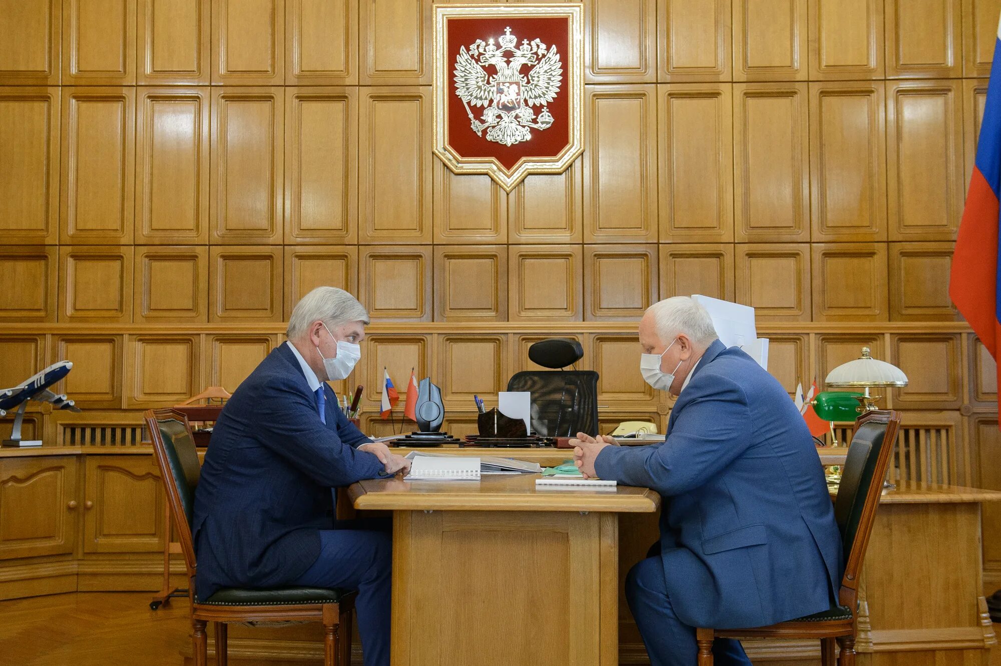 Вести новохоперск. Новохоперск воронежская область последние новости. Памятники летчикам-добровольцам в китае. Садик новохоперск. Акция сад памяти.