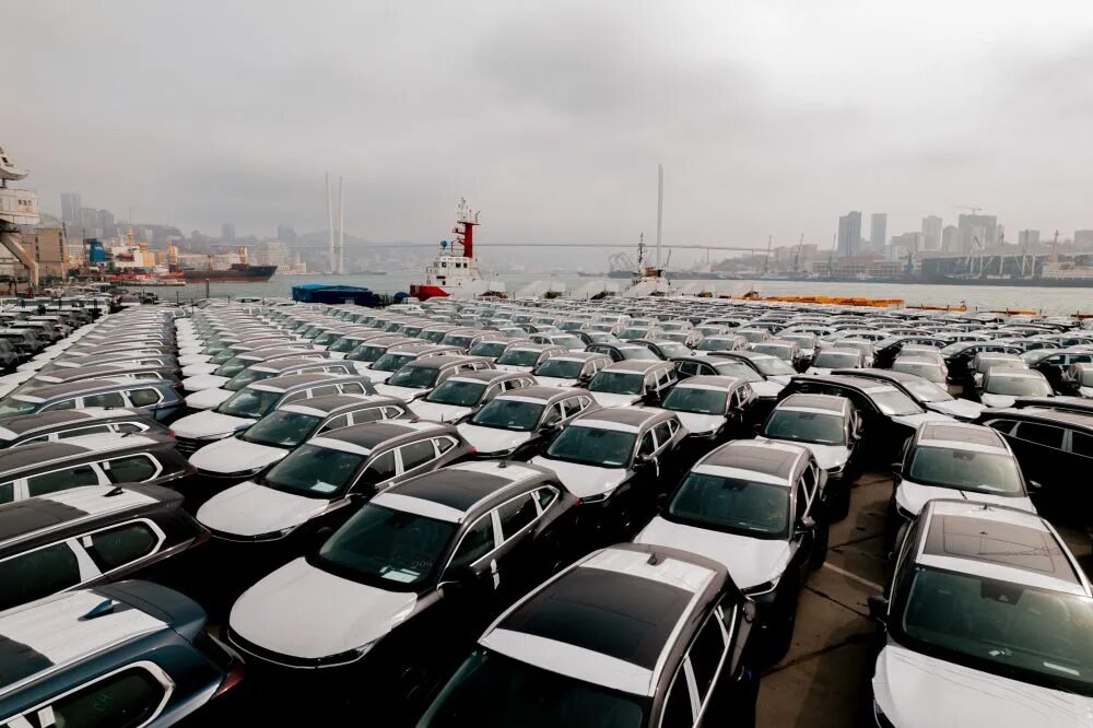 Vladivostok auto. Рынок зелёный угол Владивосток. Авторынок. Автомобильный рынок. Авторынок зелёный угол.