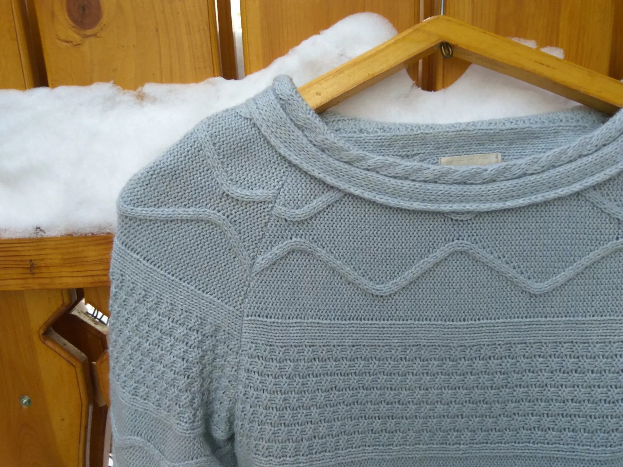 Сонник свитер. Сонник свитер. Джемпер со снеговиком. Сетчатый свитер. Фриск косплей.