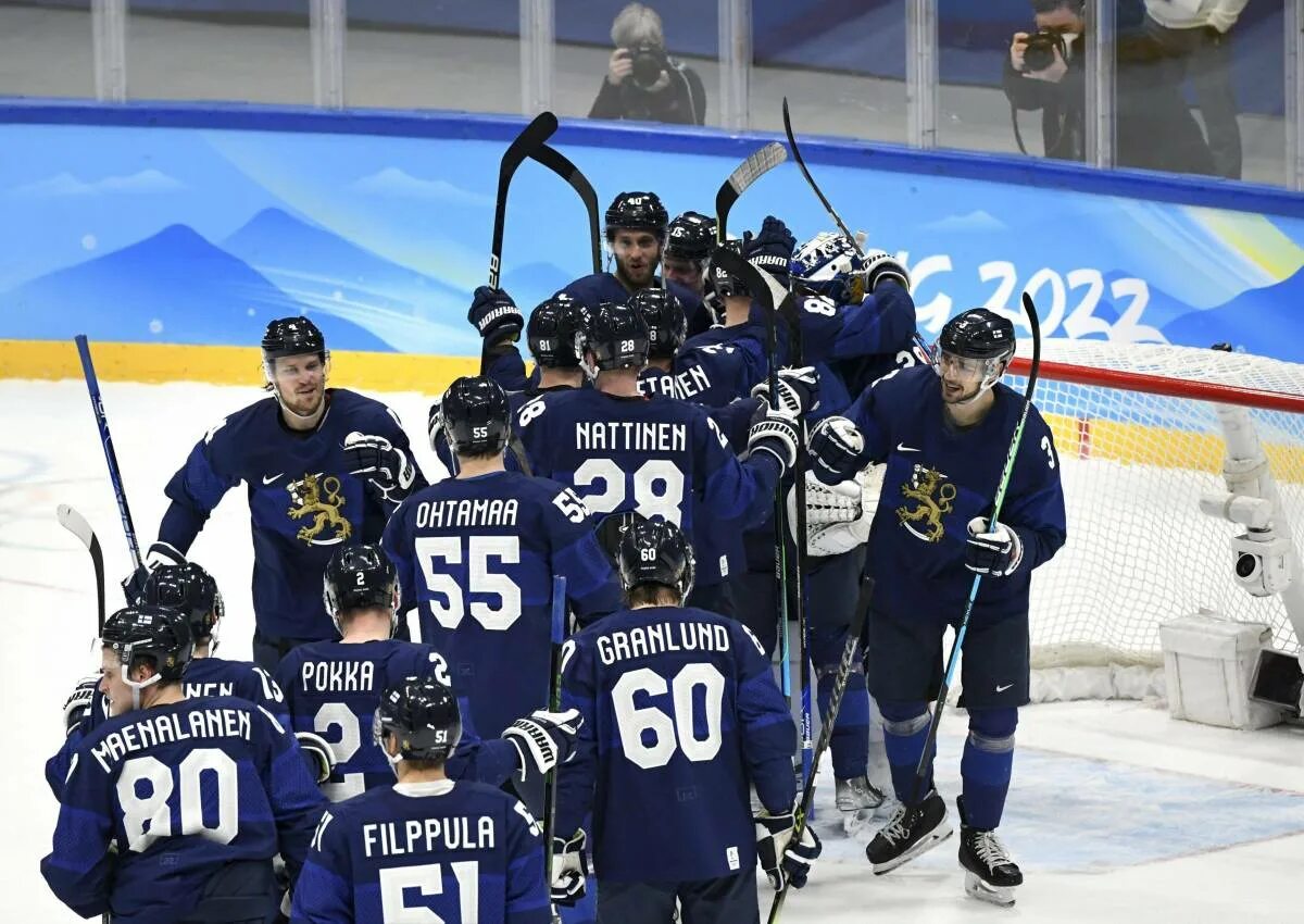 Какая финляндия сейчас. Словакия Финляндия хоккей. Чемпионат Финляндии по хоккею. Финляндии Олимпийские.