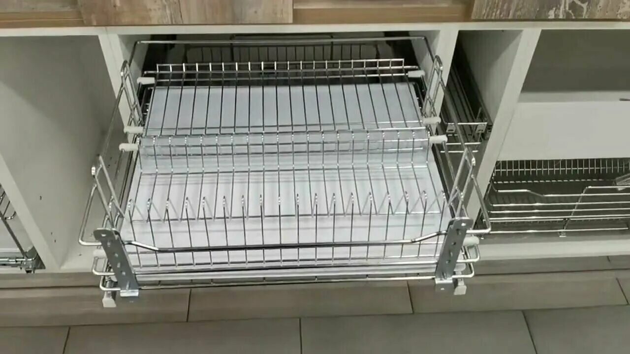 сушка выкатная в базу 600 с доводчиком. 1. Snd 600 сушка выкатная с поддоном в нижнюю базу 600 мм. Partner корзина-посудосушитель 600 мм. выдвижная корзина-сушка carma krs05/1/3/800.