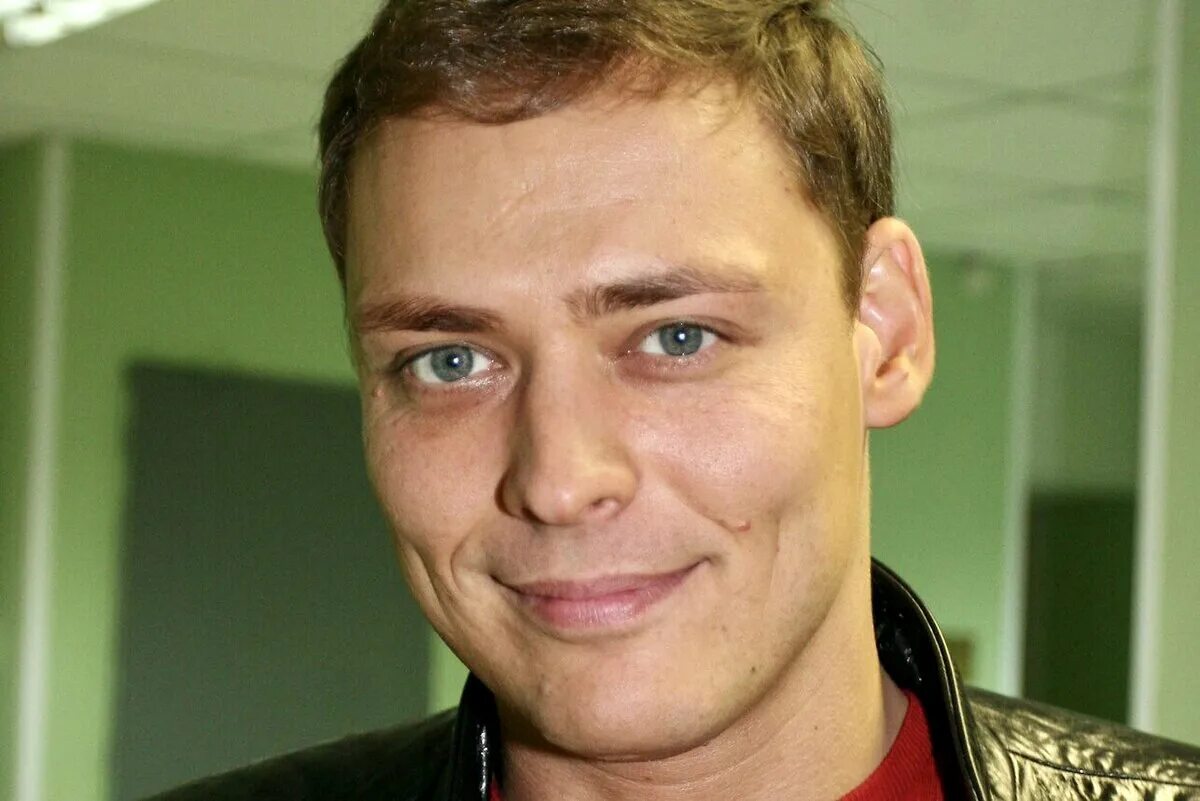 Артем артемов актер сейчас фото Что случилось с Артемом Артемьевым Экспресс газета
