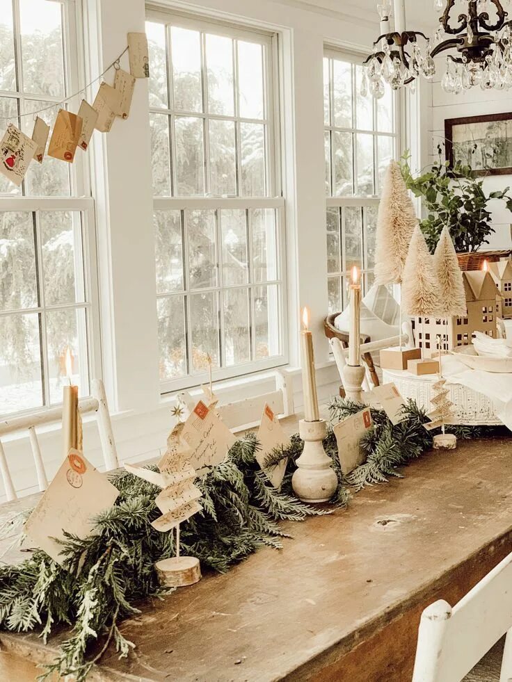 White Winter Cupboard Shabby chic diy, Shabby chic cottage, Chic home decor