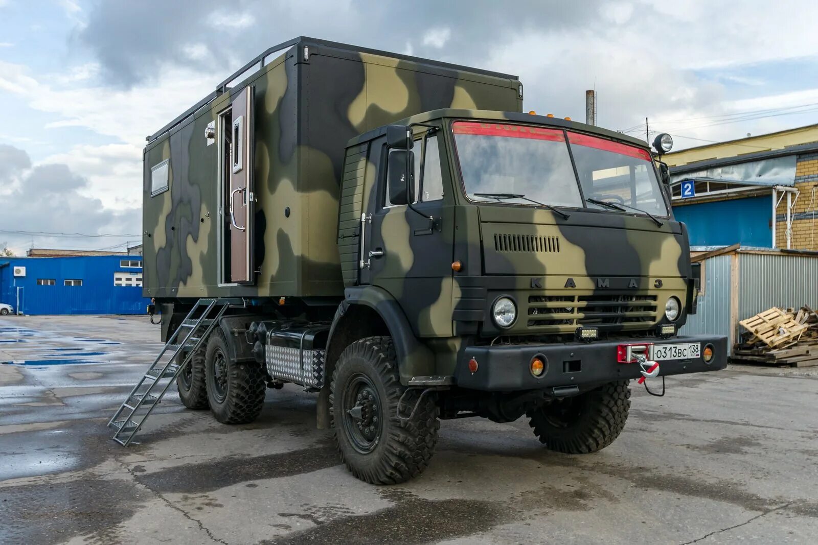 Камаз 4310 кунг. Камаз 4310 автодом. камаз 4310 военный кунг. камаз 4326 автодом. камаз 4310 кунг автодом.
