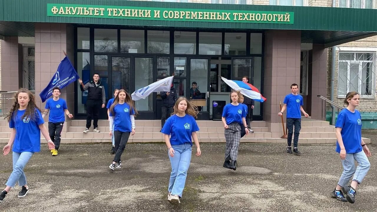 прибыш дмитрий михайлович. техника факультет. факультеты с информатикой. техника факультет. деревеньков илья игхту.