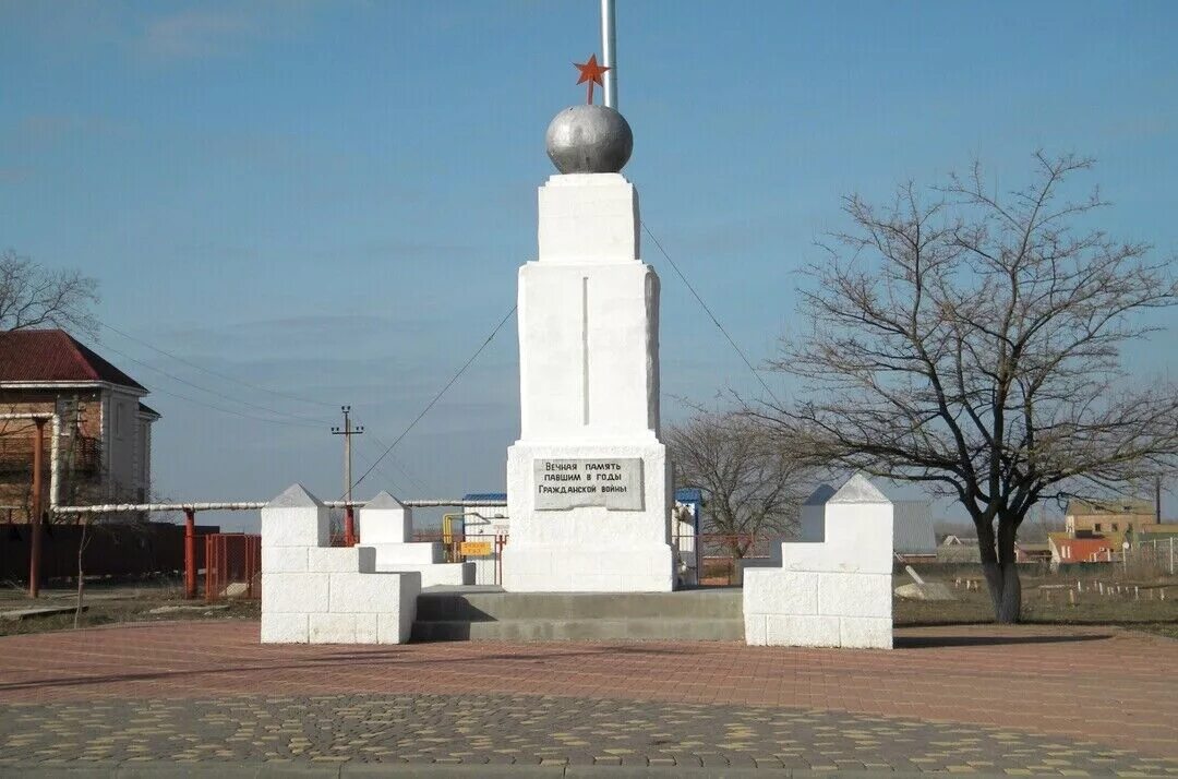 Село рожнев лог. Обелиск памяти гражданской войны ставропольский край. обелиск гражданской войне камбарка. поселок октябрьский ейский район памятник землякам. памятник в должанской павшим в гражданской войне.