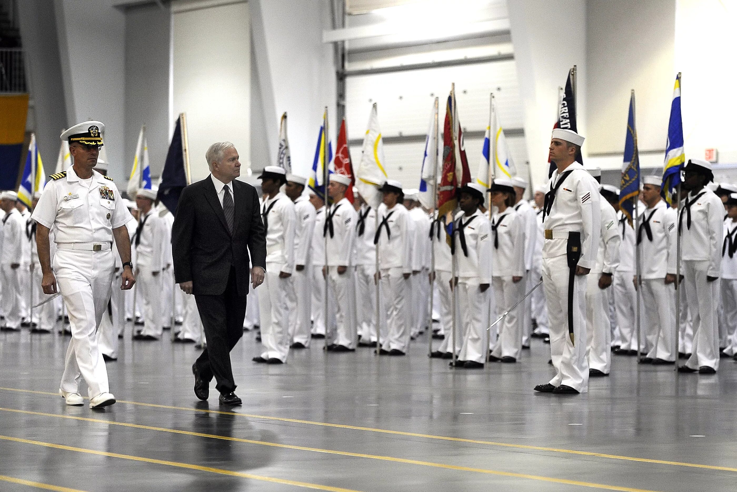 Command training. Navy recruit training command graduation. navy boot camp graduation ceremony. us navy seals training. navy человек.