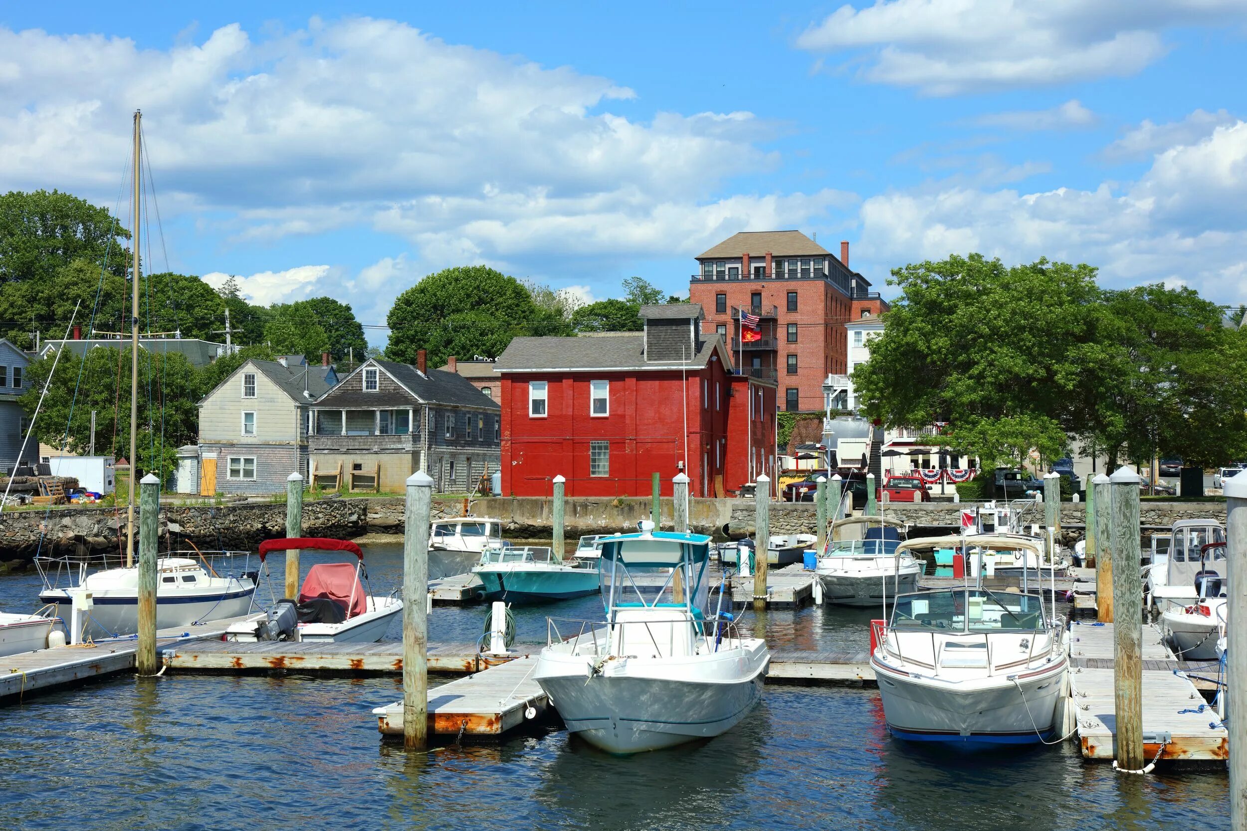 Бристоль род Айленд. Бристоль Англия. Бристоль остров. Rhode Island USA.