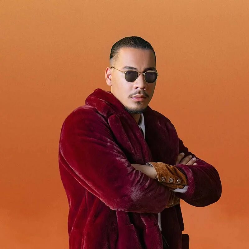 Apache 207 roller. Певец apache 207. Apache 207 roller. Apache 207 без очков. Apache 207 roller.