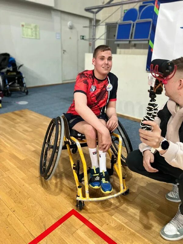 Спин бф. Хлыст на дайва экселлер. Спин бф. Spinning my tails (original). Спин бф.