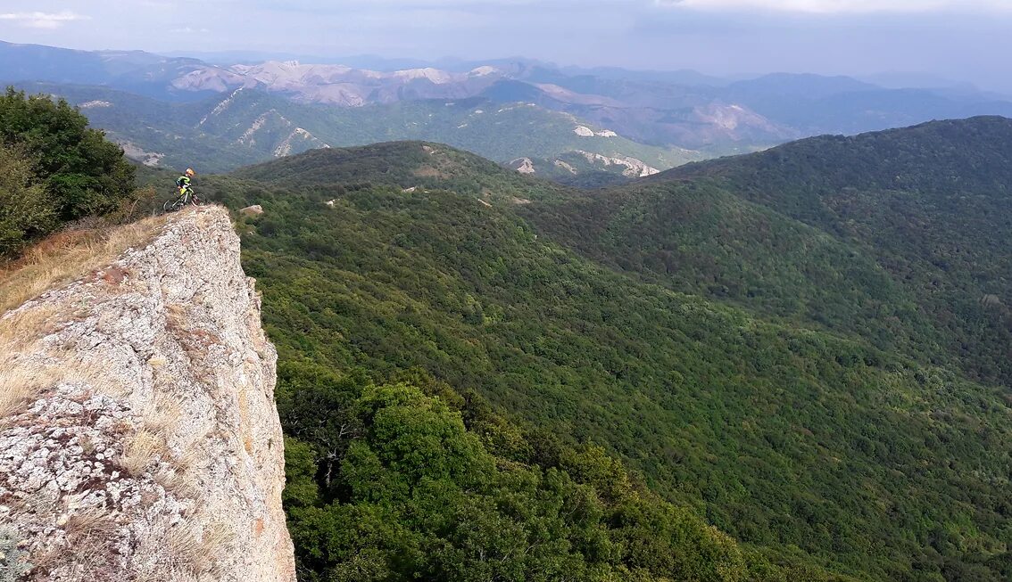 Алуштинская судак. Комурлюк Крым. Алушта Судакская 20. Судакская 16 Алушта.